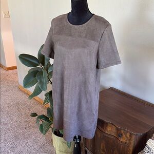Chic Brown Short Sleeve Dress